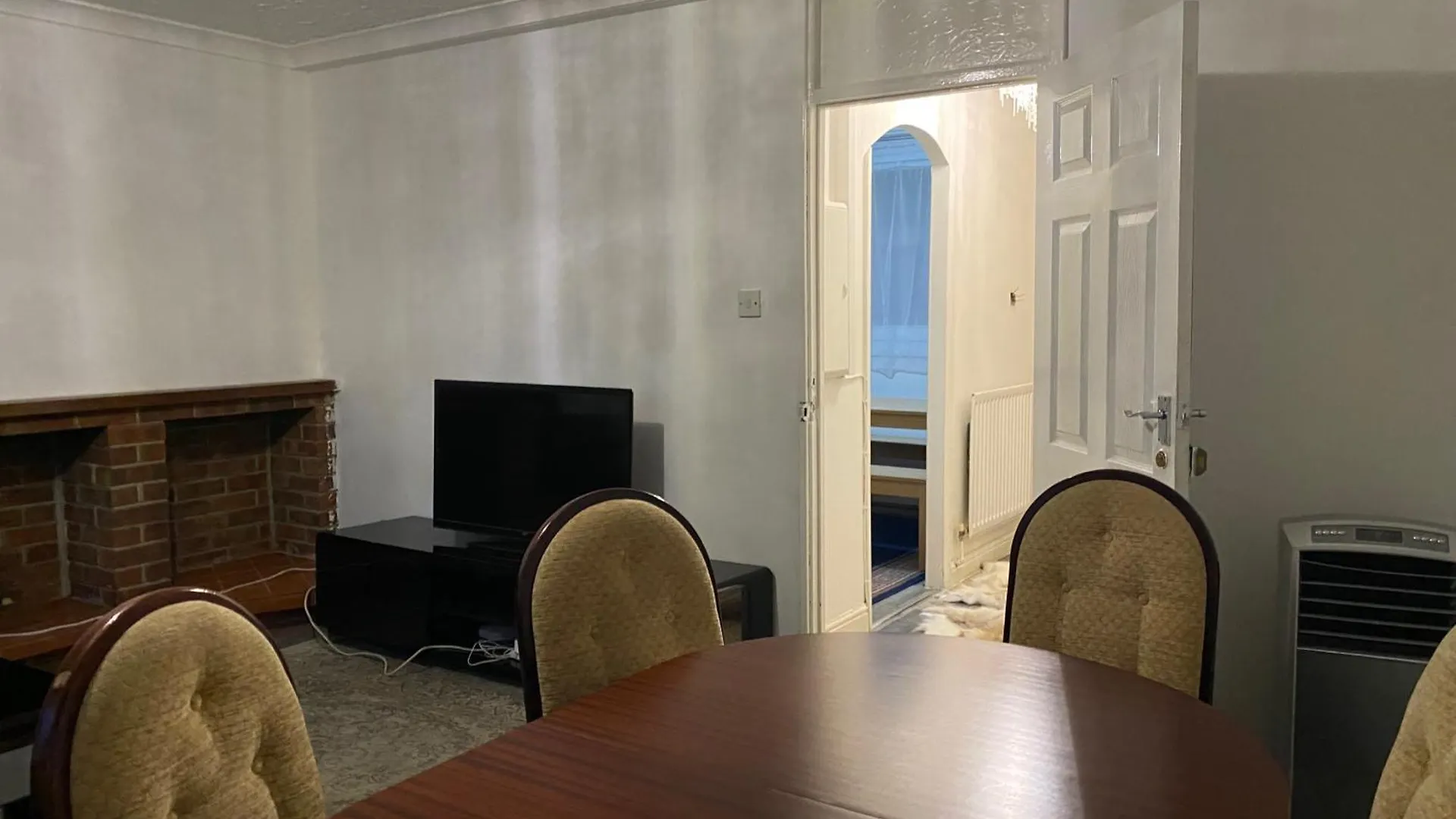 Semesterbostad London Charm - 3 Bedroom House Near Canary Wharf