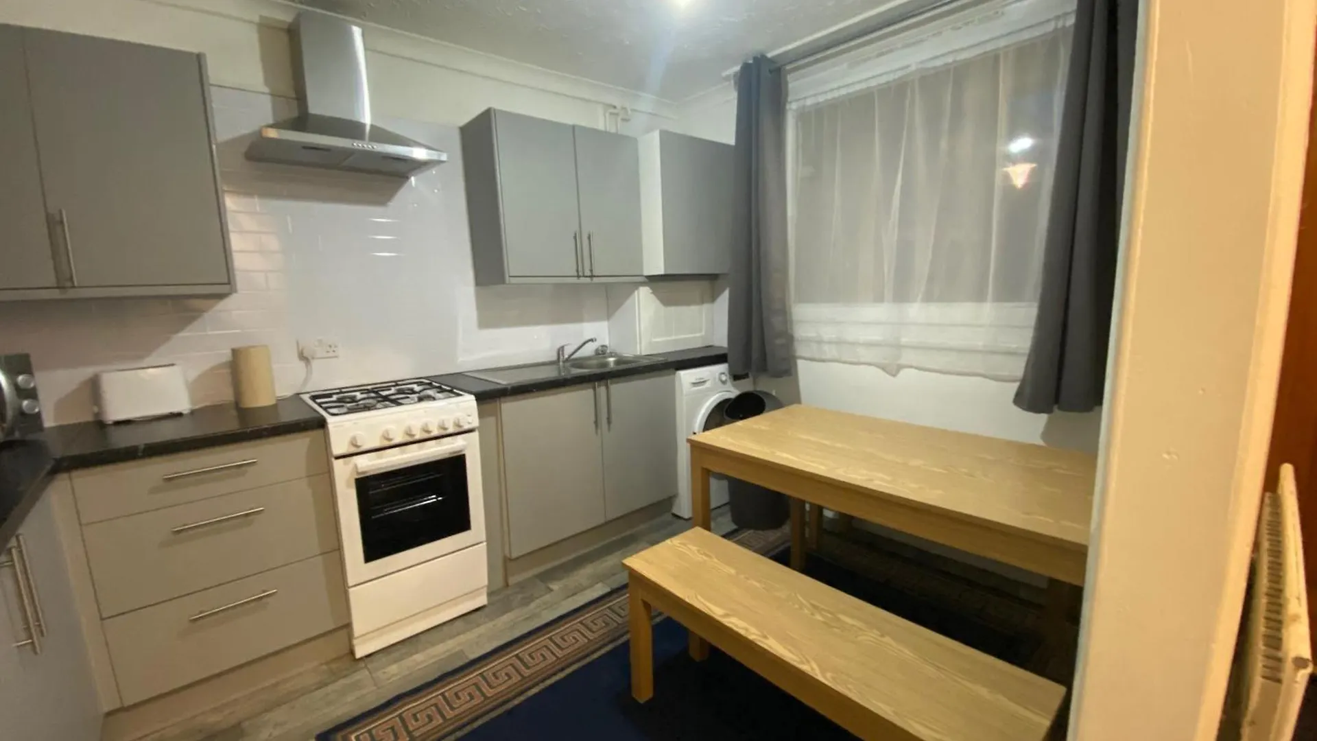 London Charm - 3 Bedroom House Near Canary Wharf
