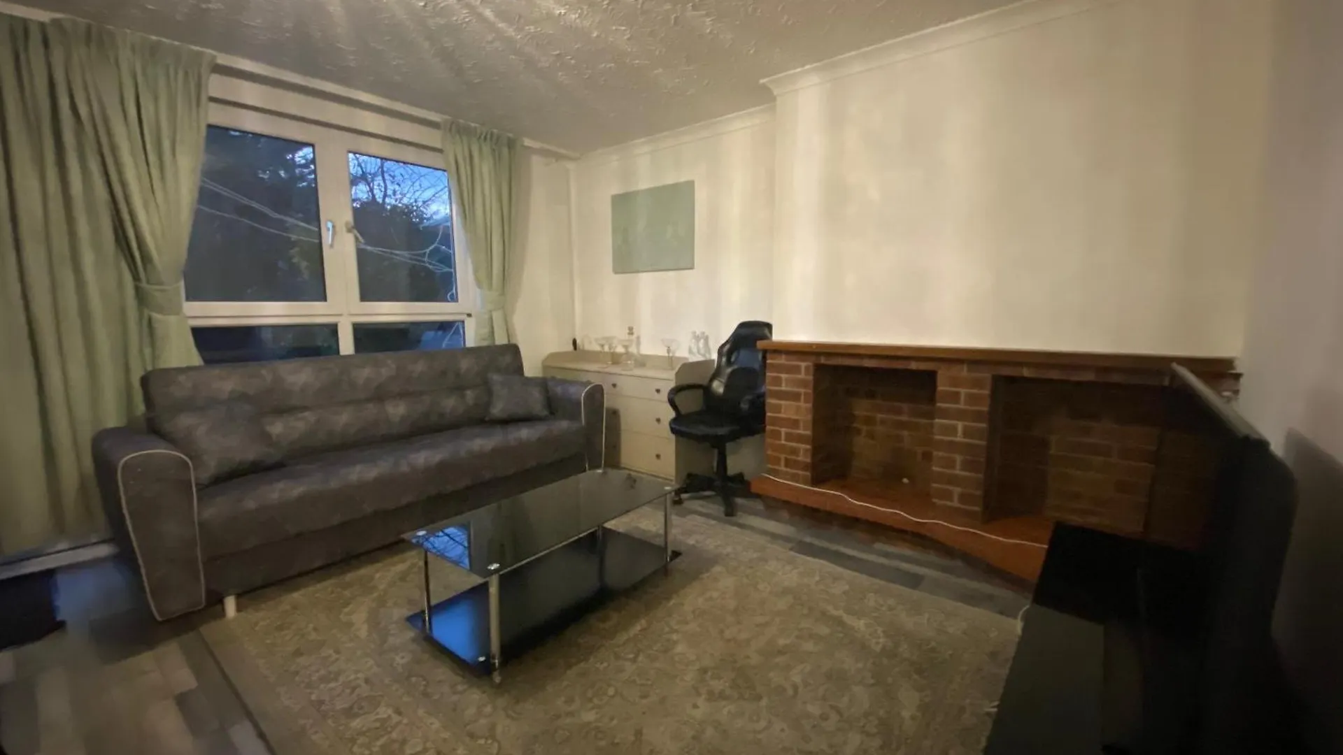 Holiday home London Charm - 3 Bedroom House Near Canary Wharf